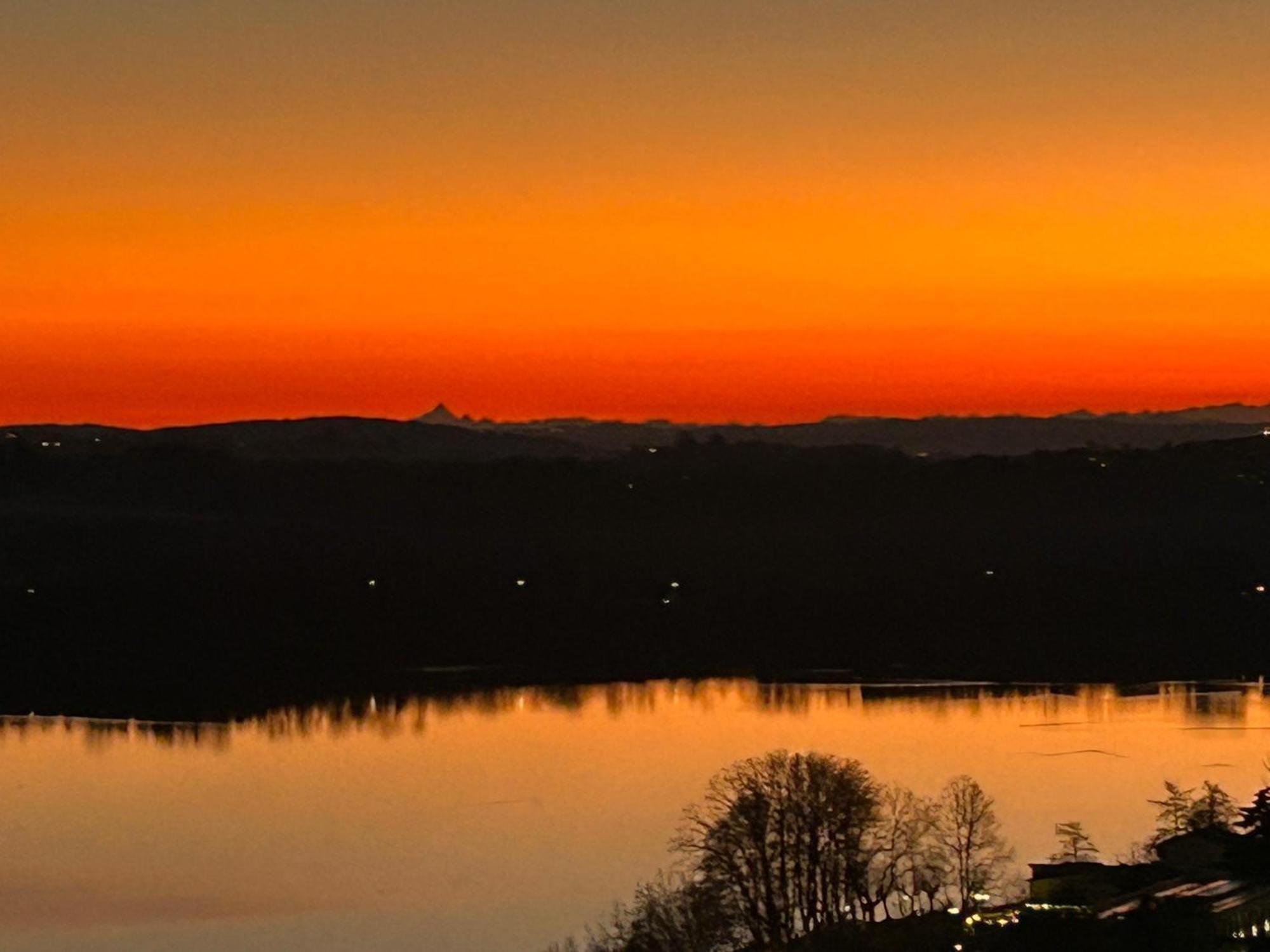 Terrazza Mirabella Daire Gavirate Dış mekan fotoğraf