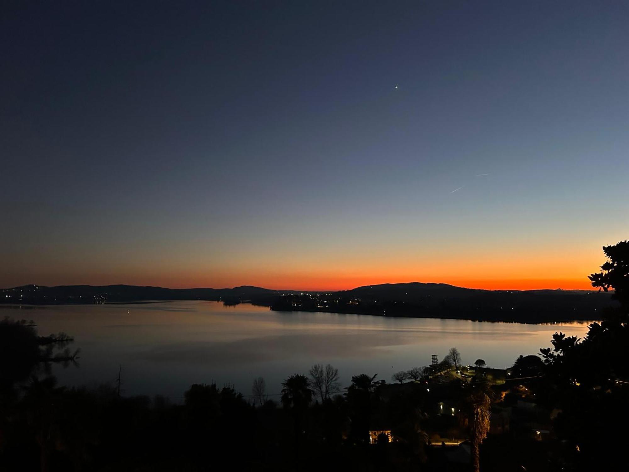 Terrazza Mirabella Daire Gavirate Dış mekan fotoğraf